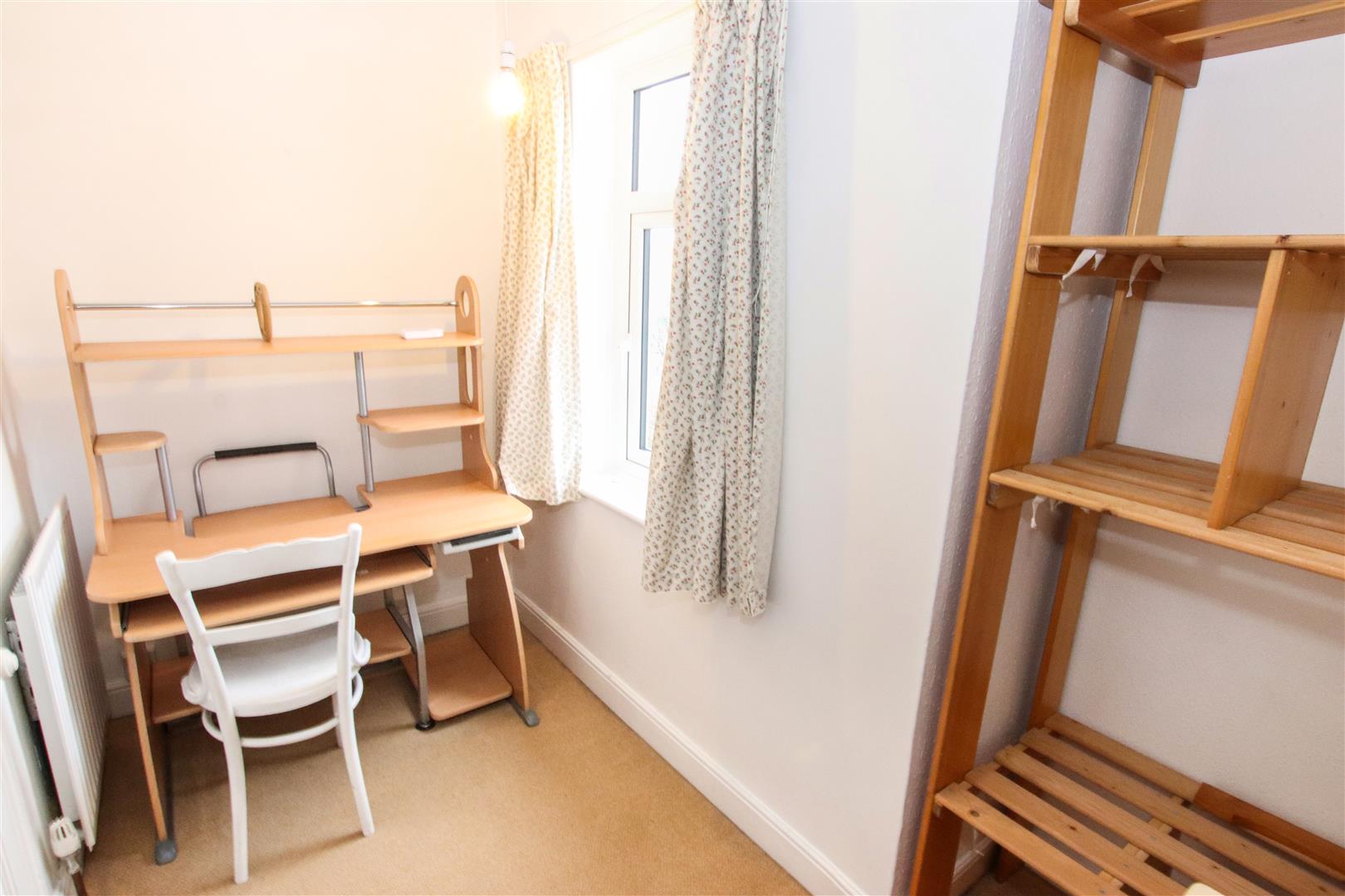 BEDROOM FIVE / STUDY (FRONT)